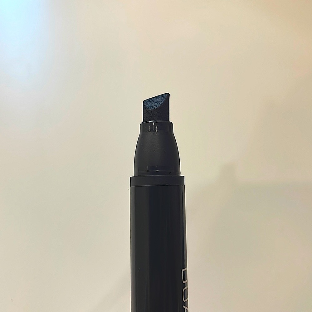 12pc markers - Picture 3 of 3